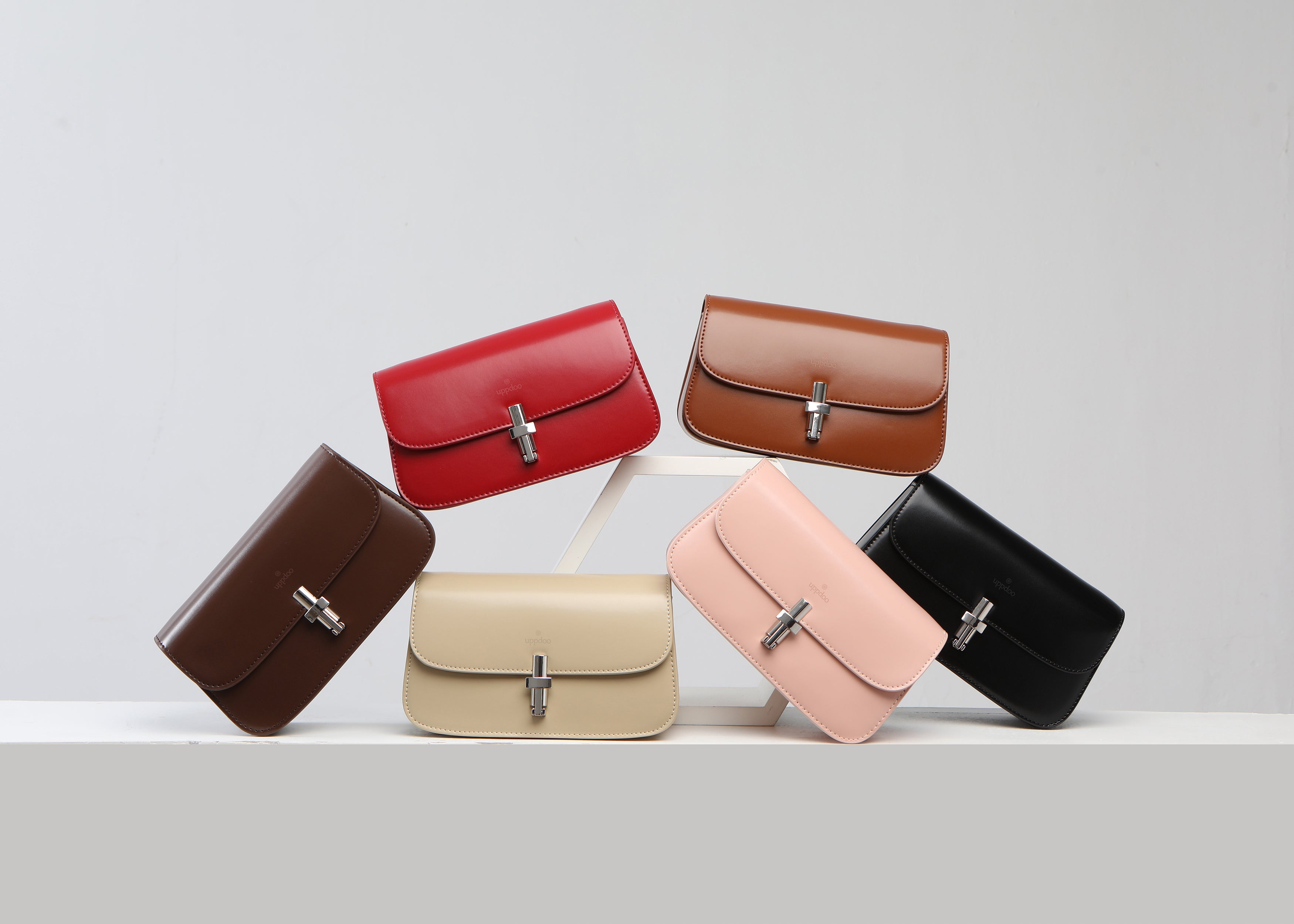 Aura Sling Bag - Eggshell