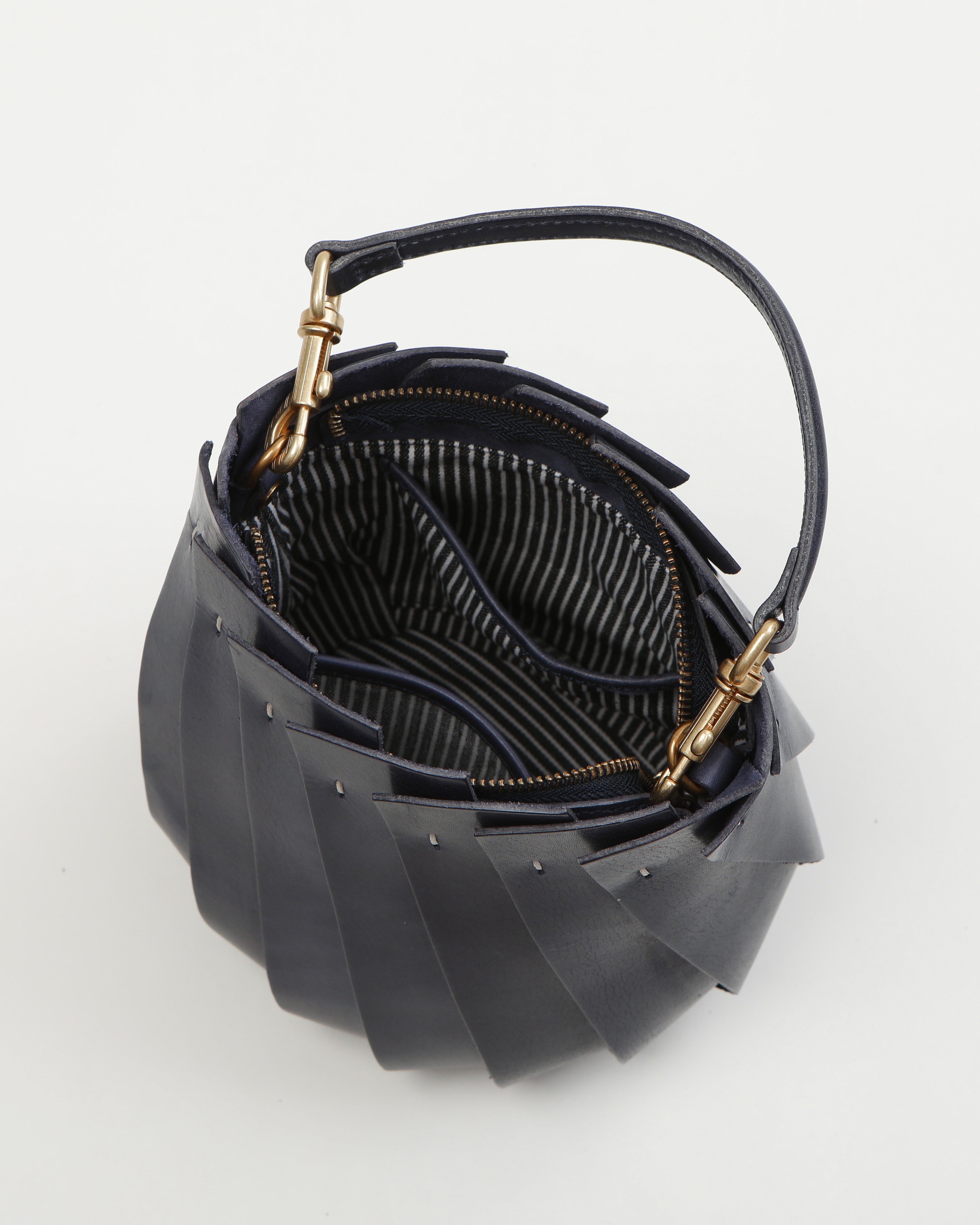 Bloom Bucket Tote - Midnight