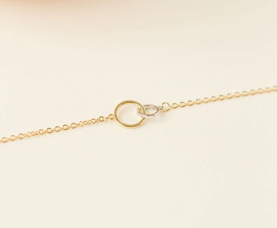Meghan Bracelet Gold