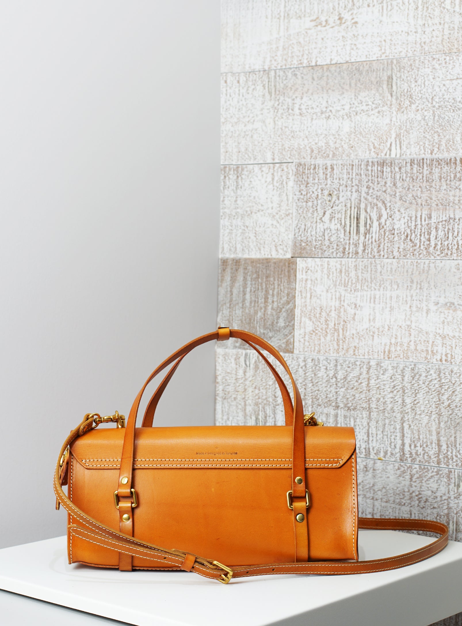 Vive 2.0 Classic Baguette Satchel- Tan