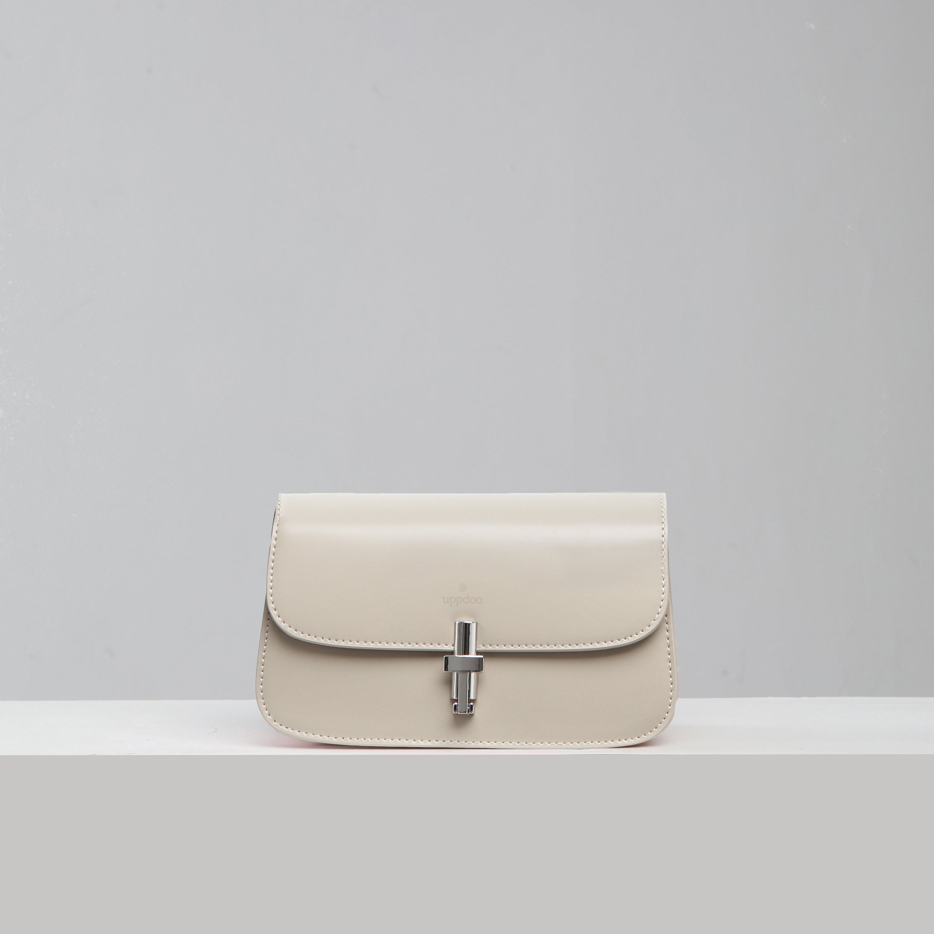 Aura Sling Bag - Ivory