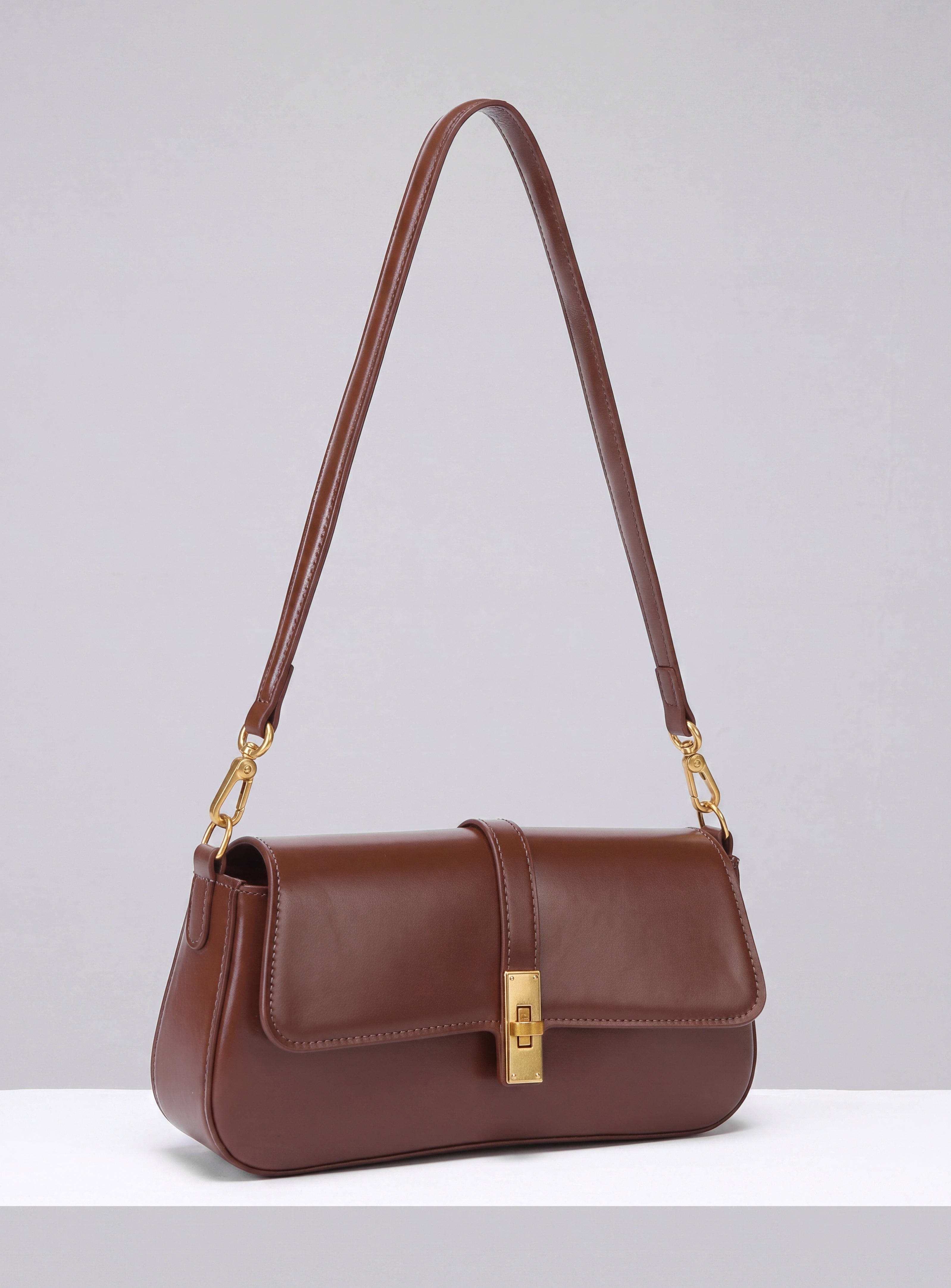 Aura Clutch Crossbody - Chestnut