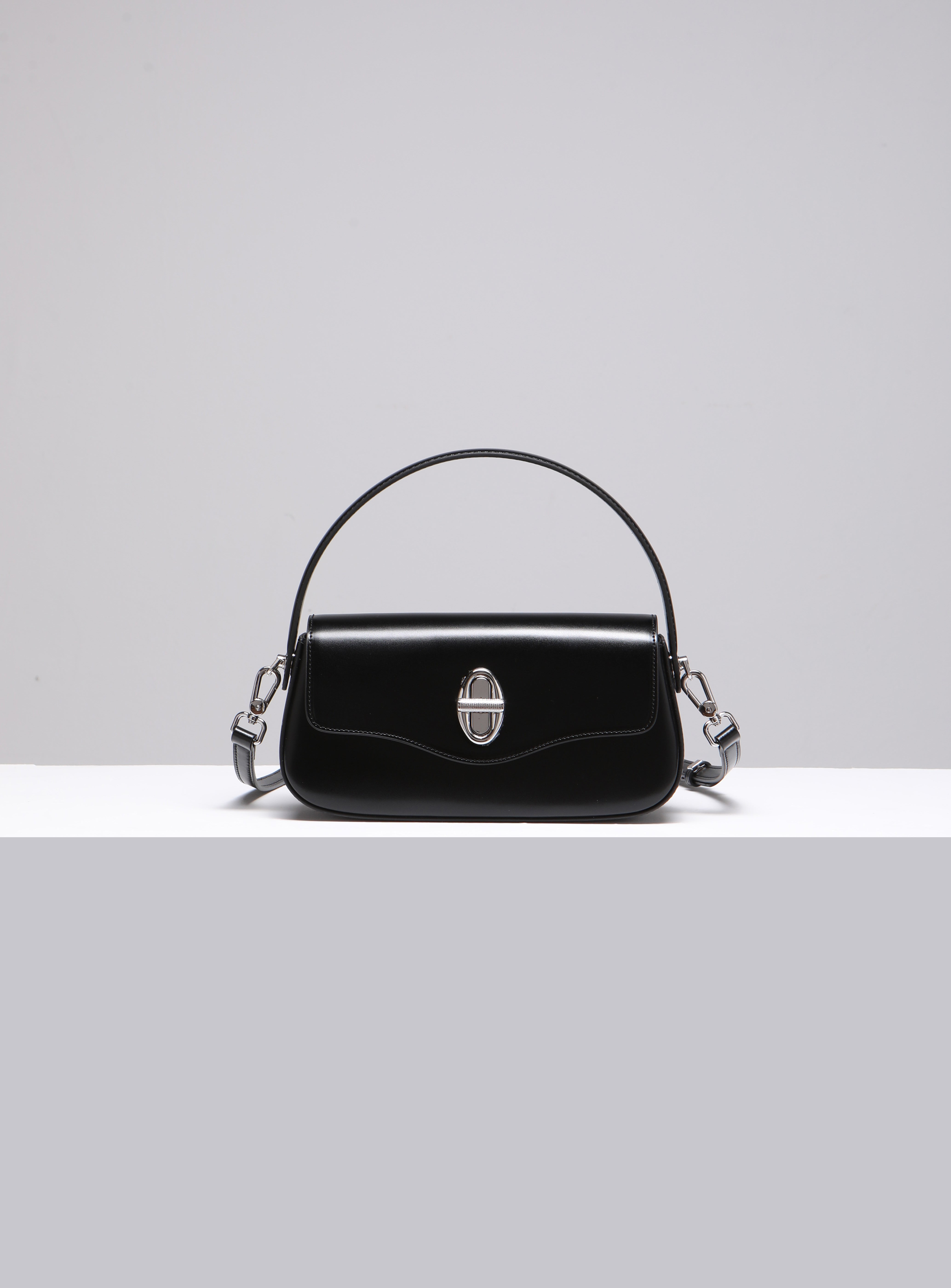 Aura Swing Satchel - Black