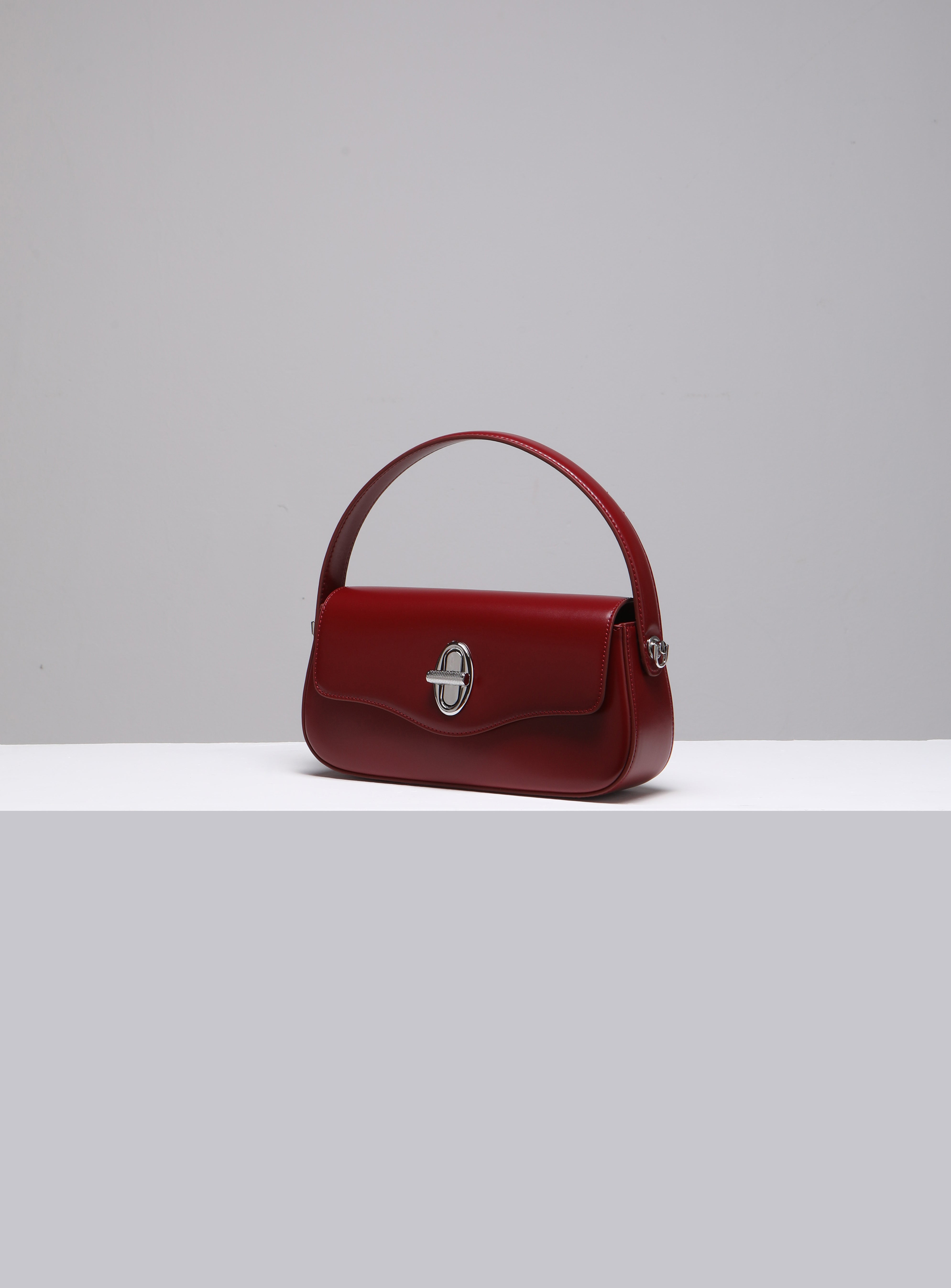 Aura Swing Satchel - Bordeaux