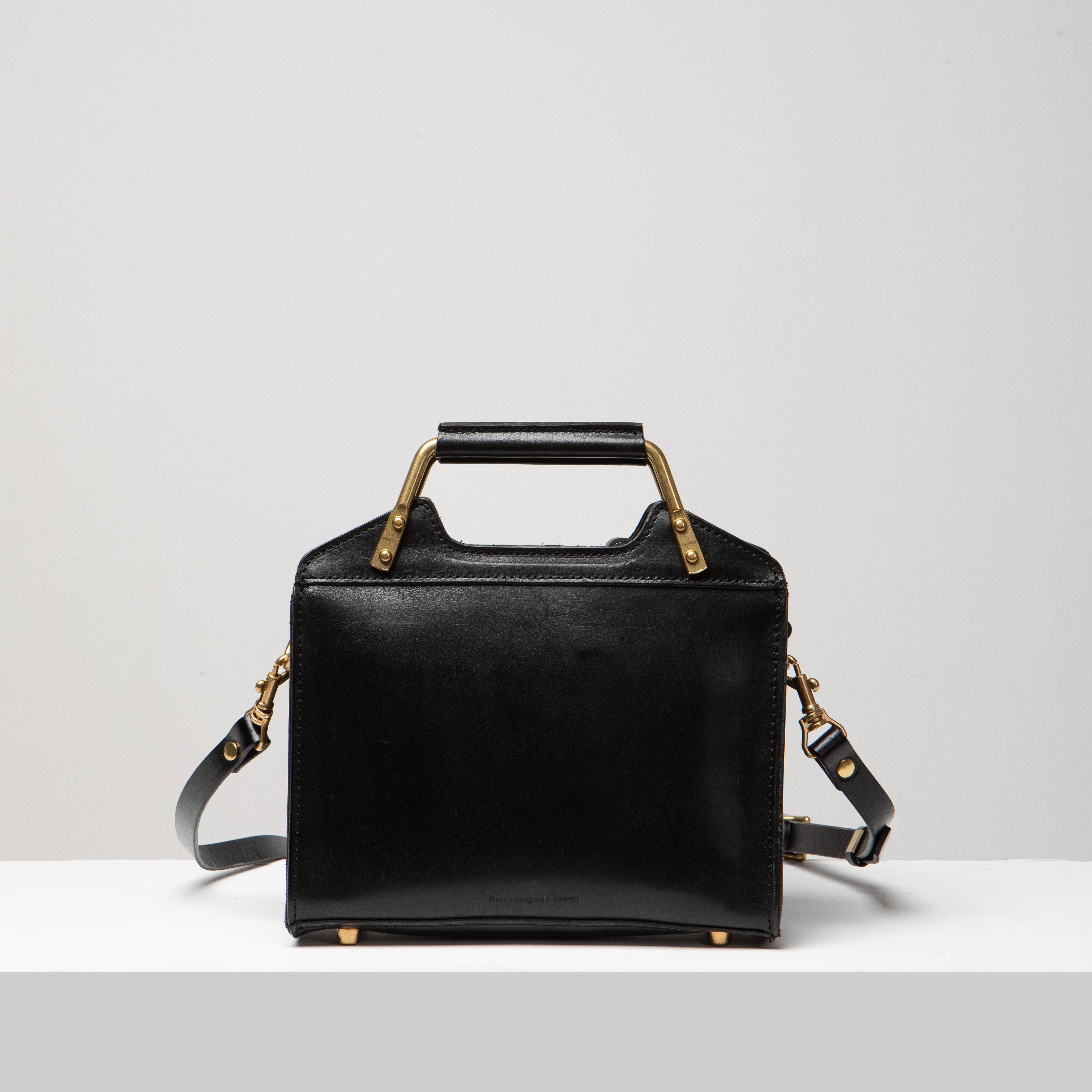 Neo Retro Large Crossbody - Black