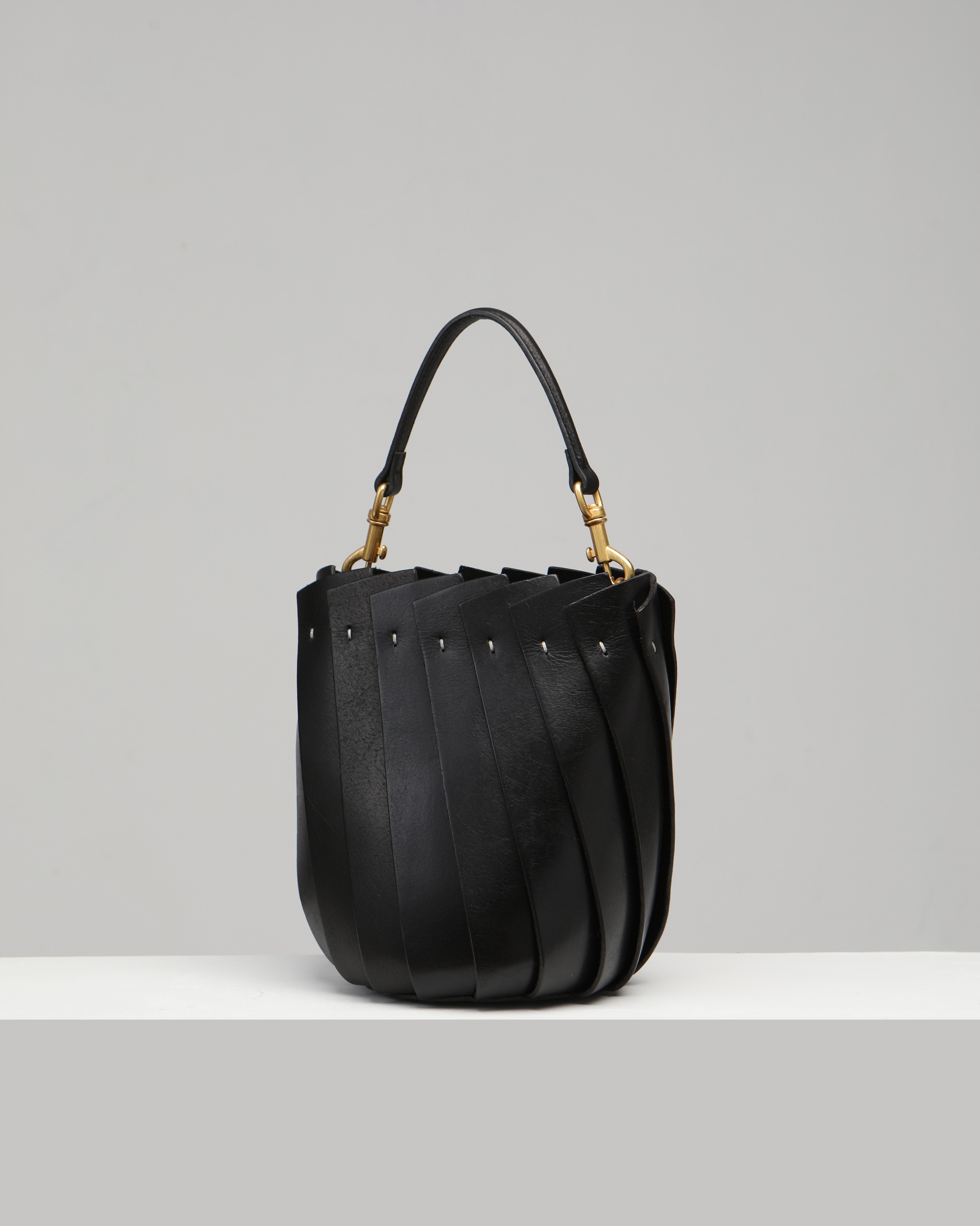 Bloom Bucket Tote - Black