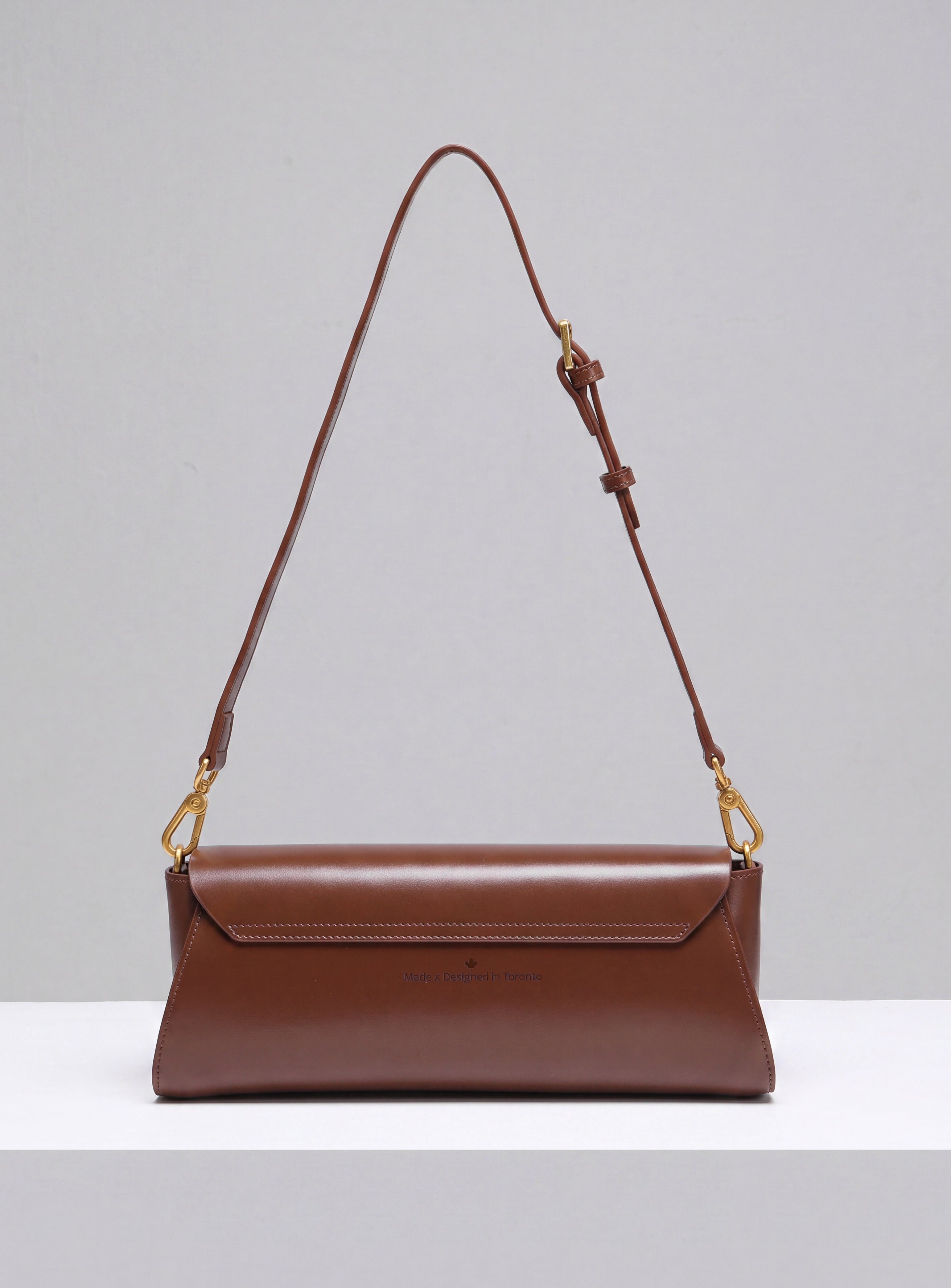 Deco Baguette Satchel - Chestnut