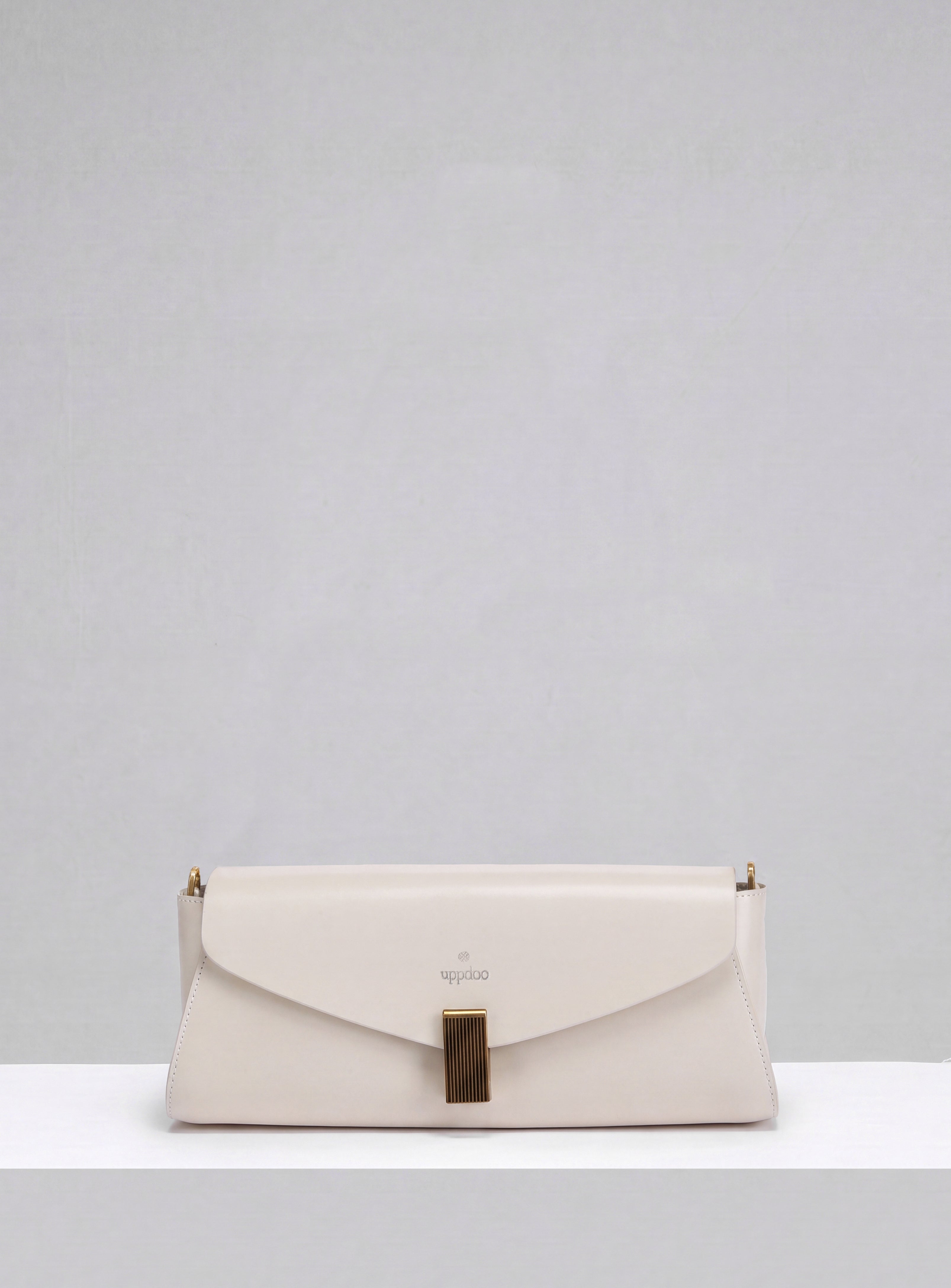 Deco Baguette Satchel - Ivory