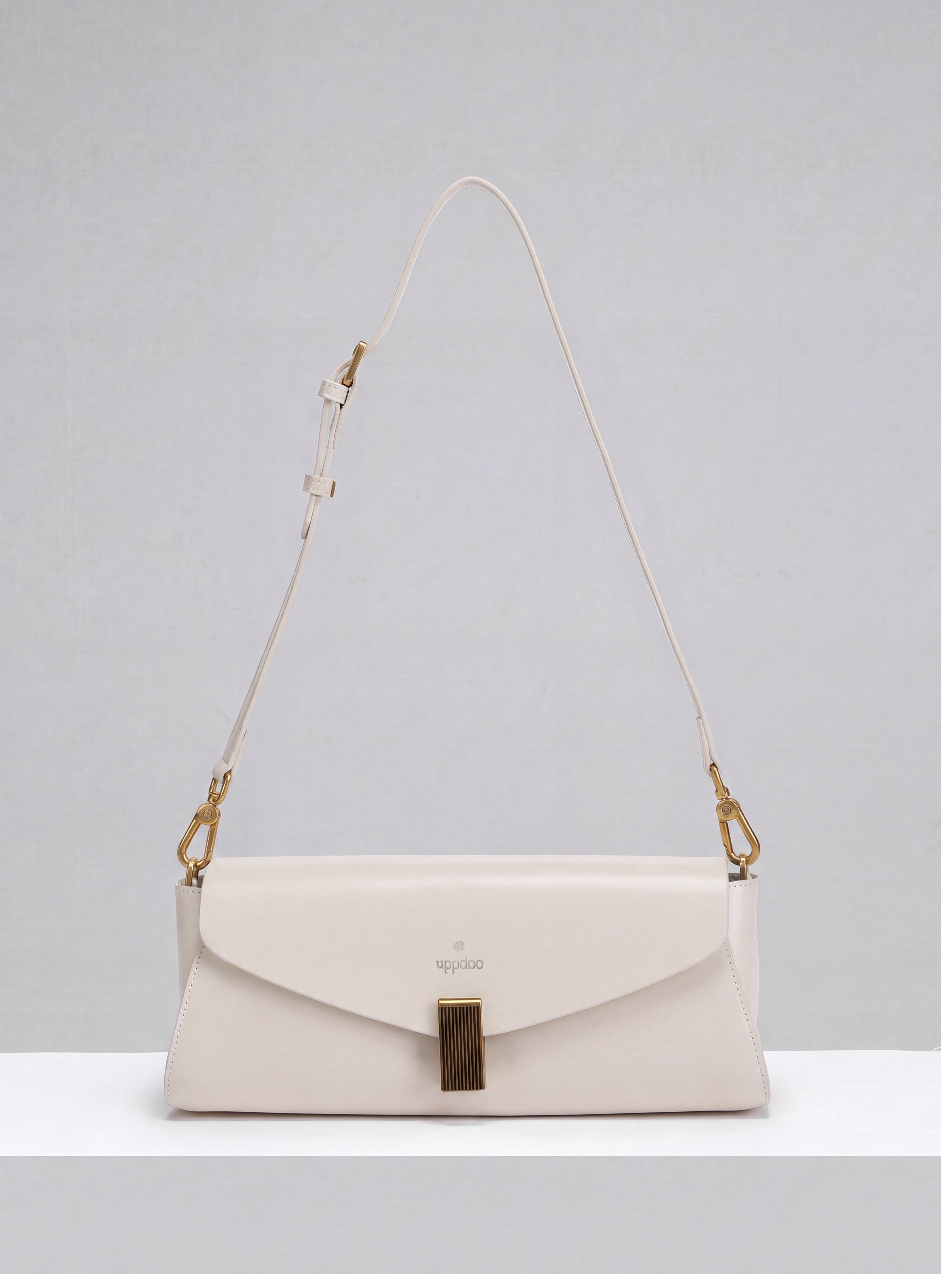 Deco Baguette Satchel - Ivory