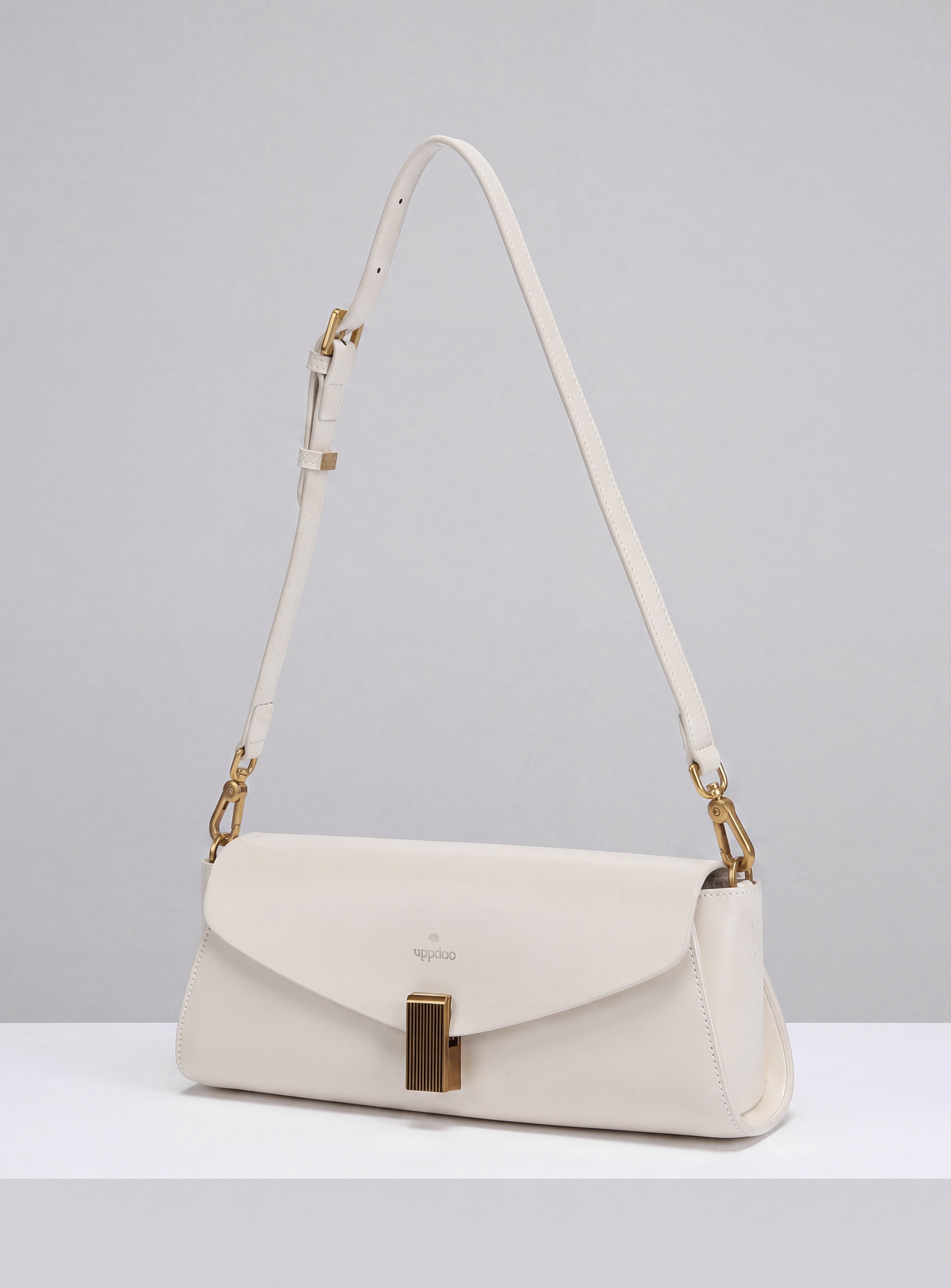 Deco Baguette Satchel - Ivory