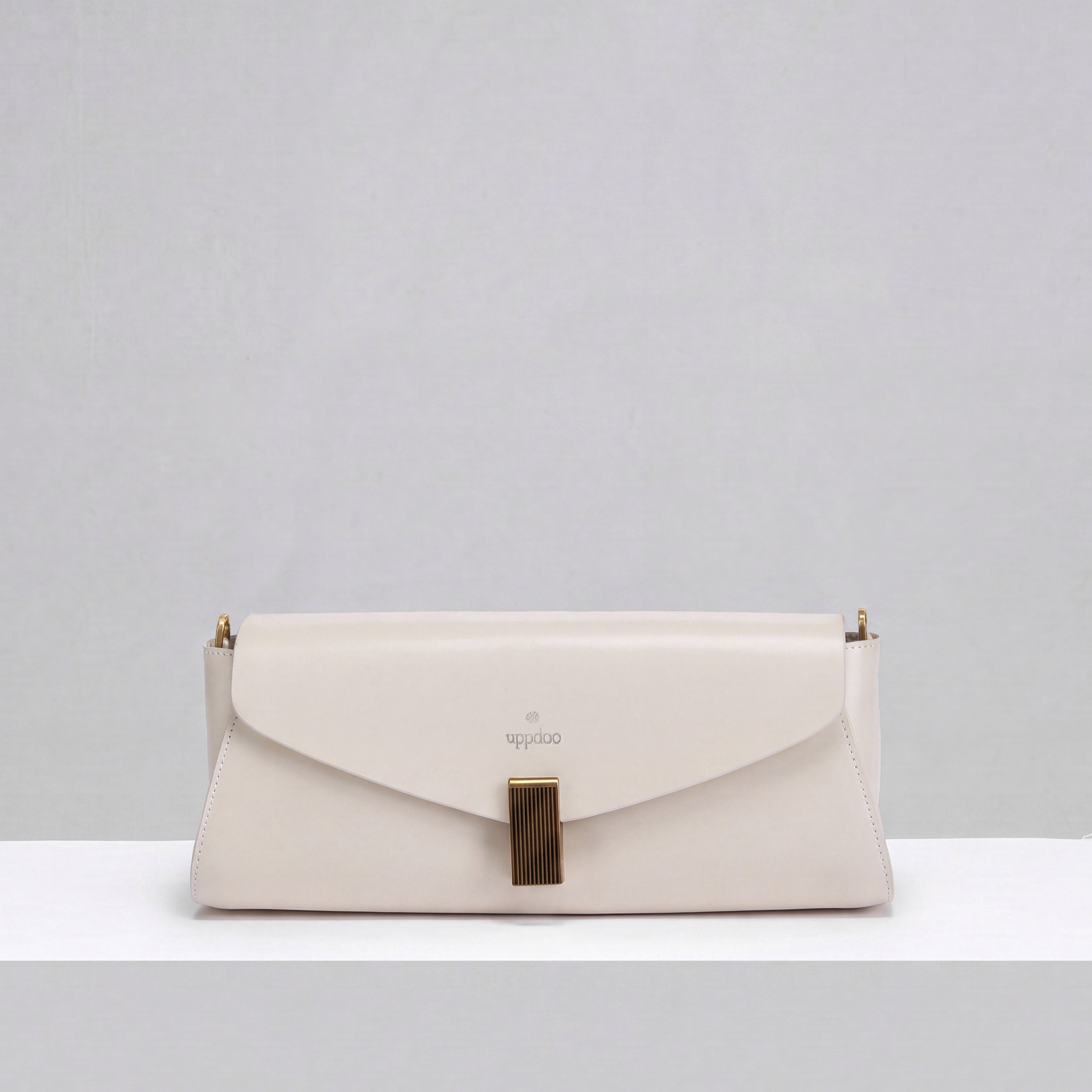 Deco Baguette Satchel - Ivory