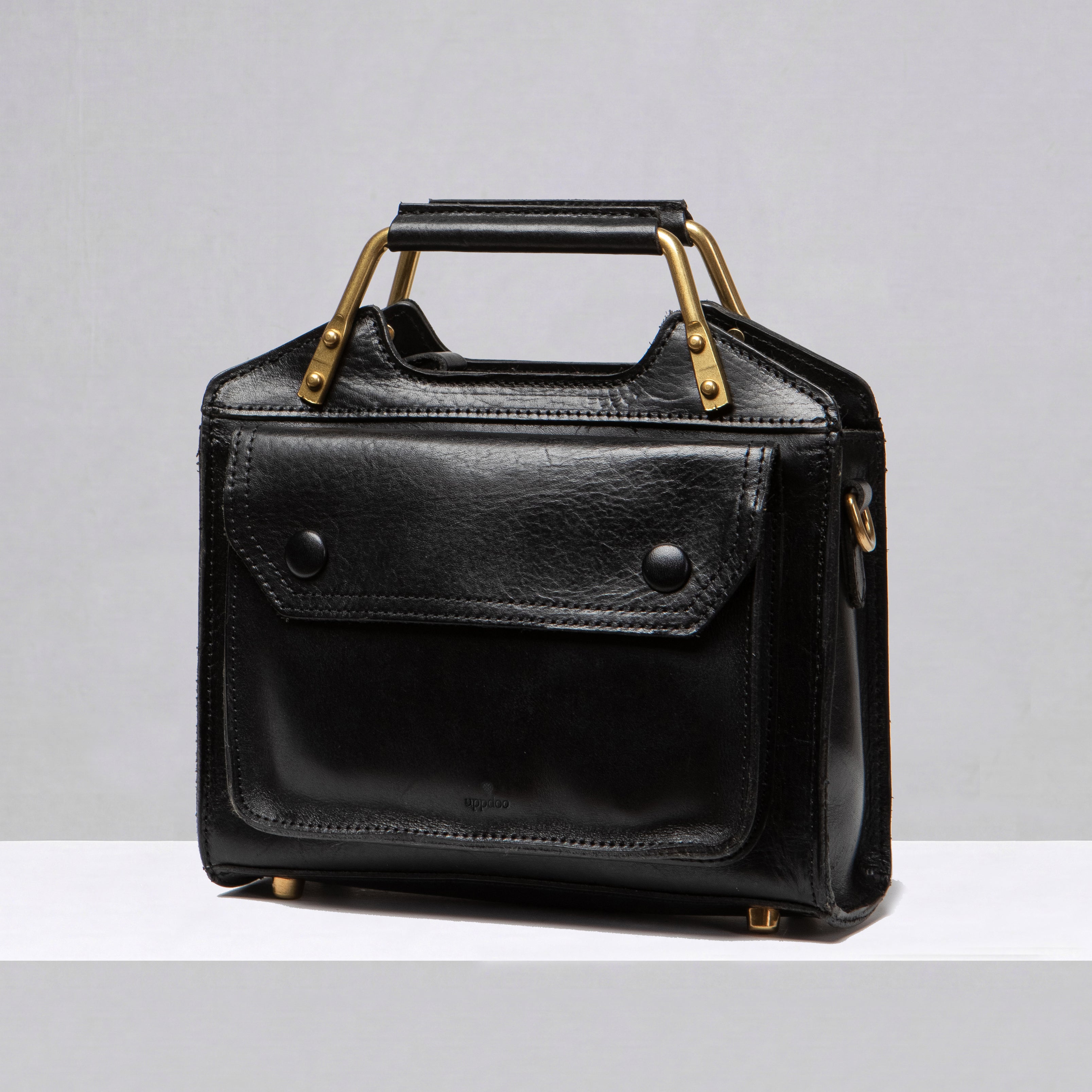 Neo Retro Large Crossbody - Black