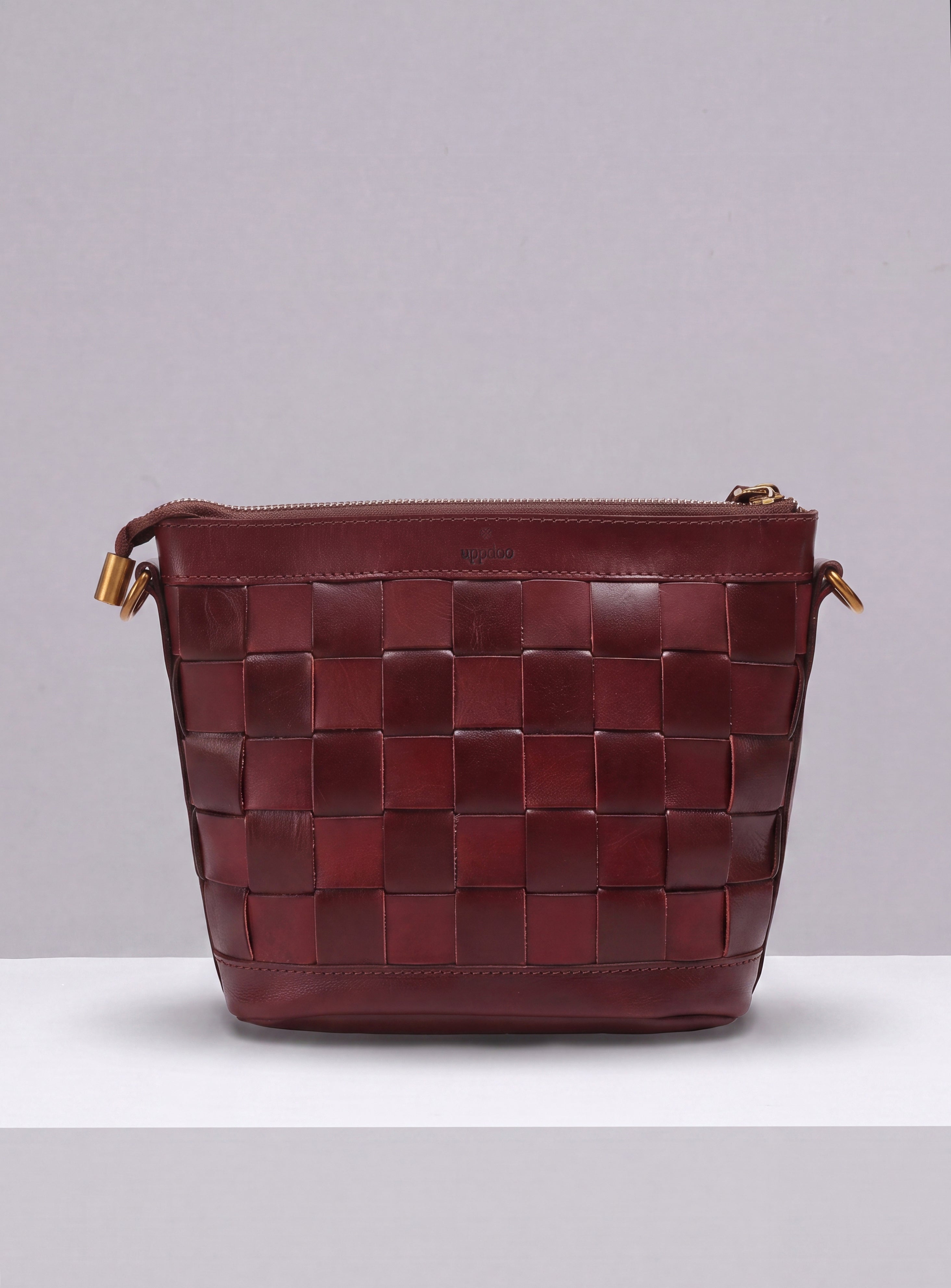 Venture Crossbody - Oxblood