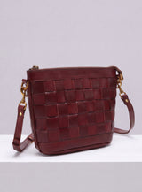 Venture Crossbody - Oxblood