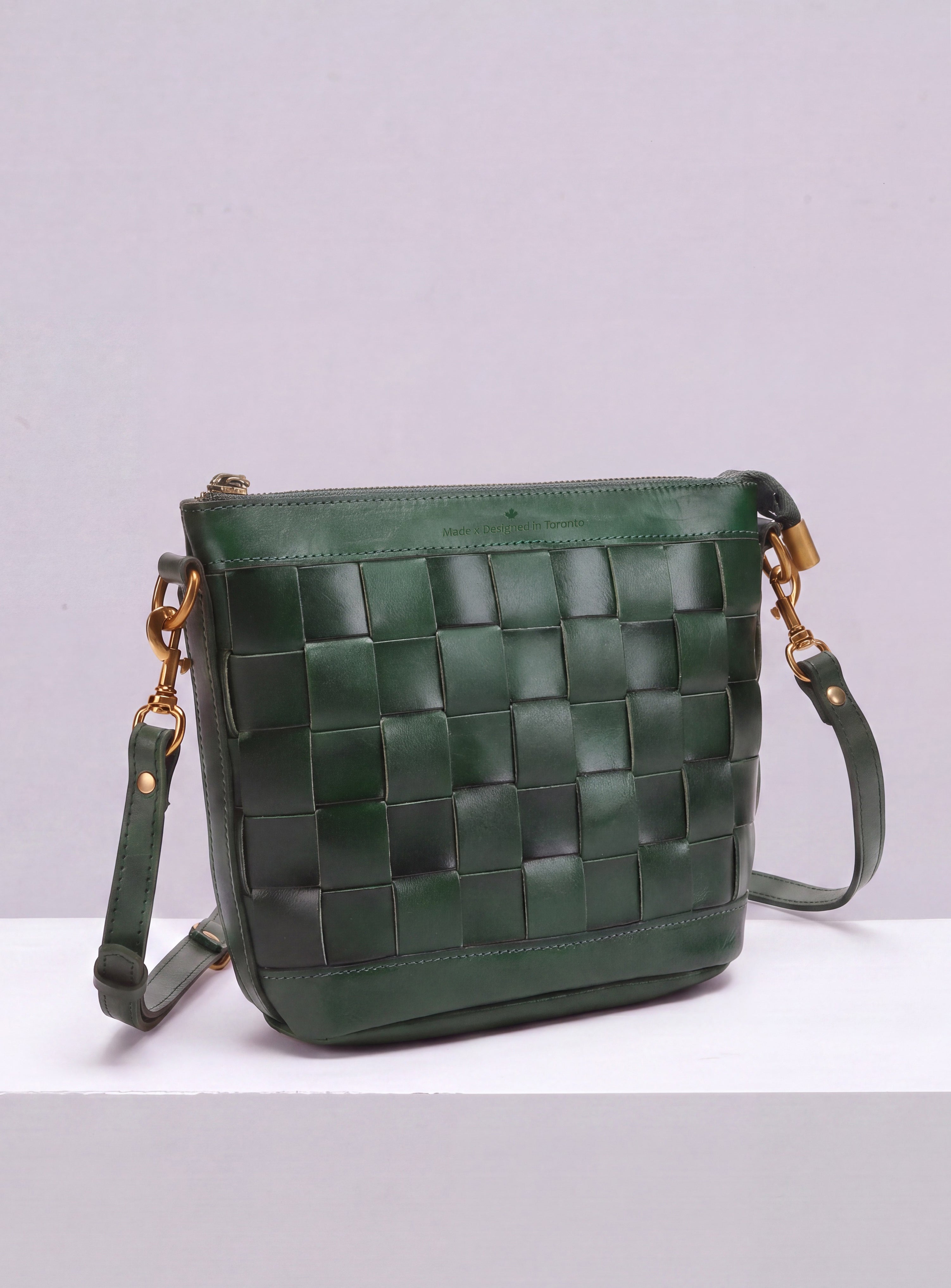 Venture Crossbody - Hunter Green