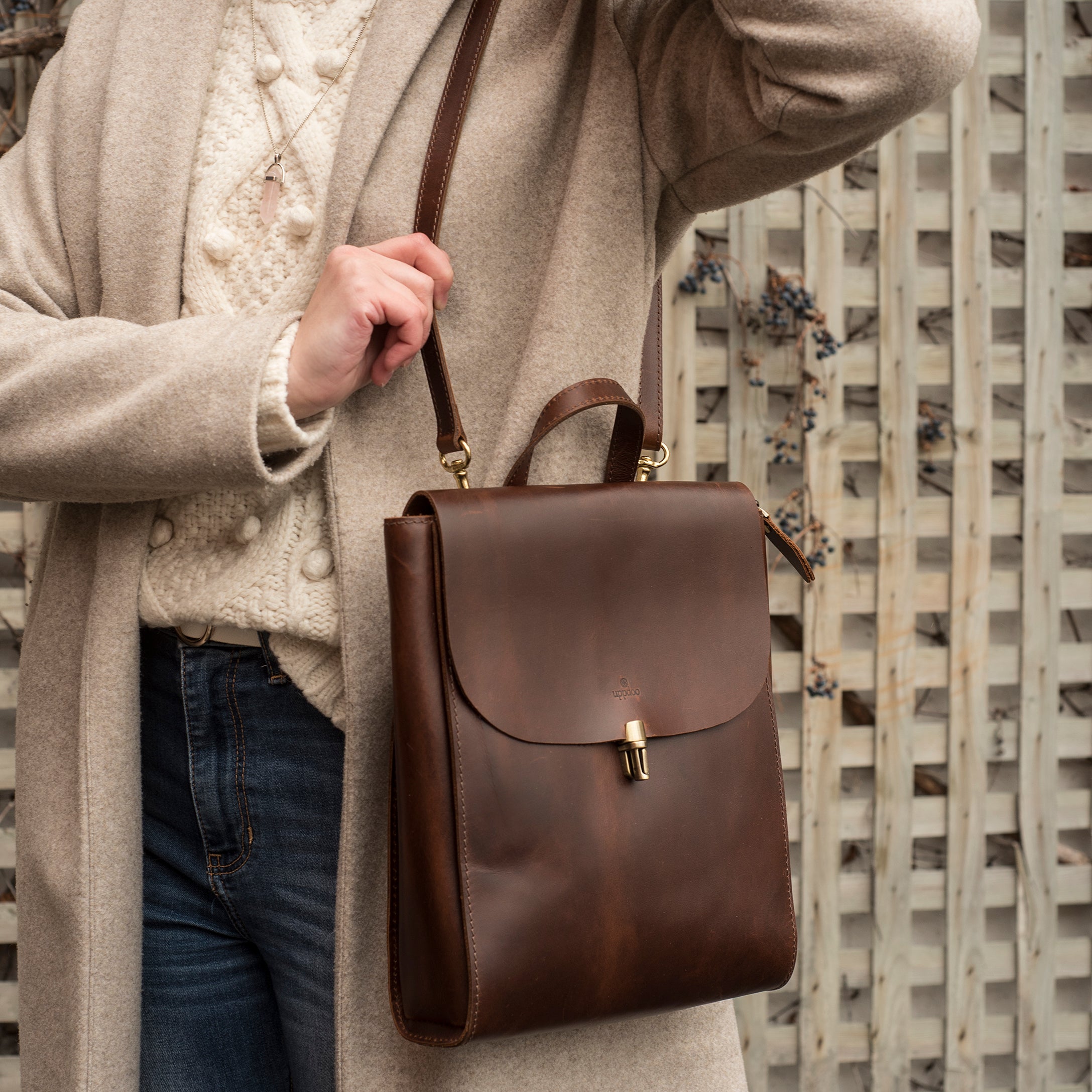 Voyage Classic Backpack - Distressed Midnight