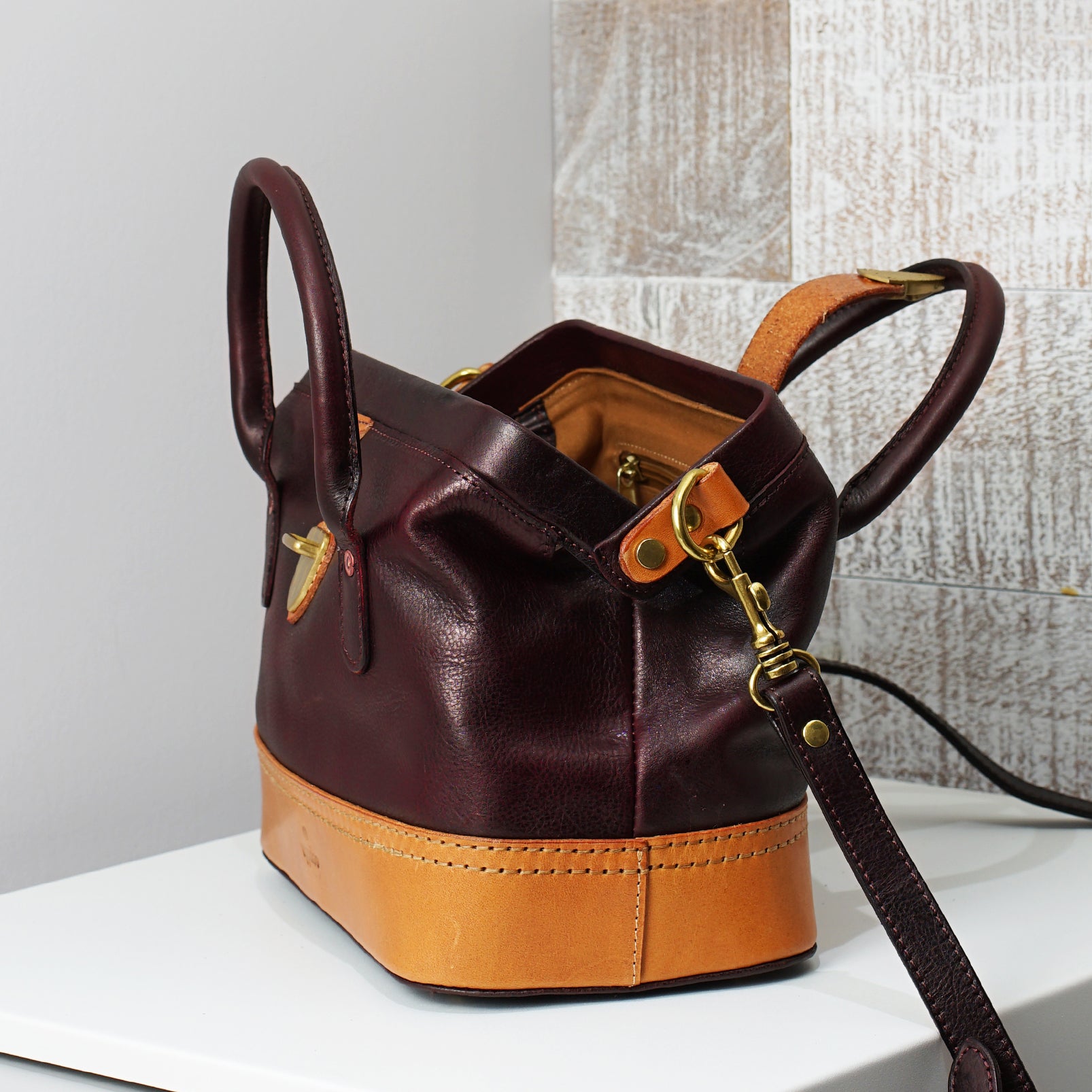 Wonder 'XL' Vintage Top-handle Satchel - Oxblood
