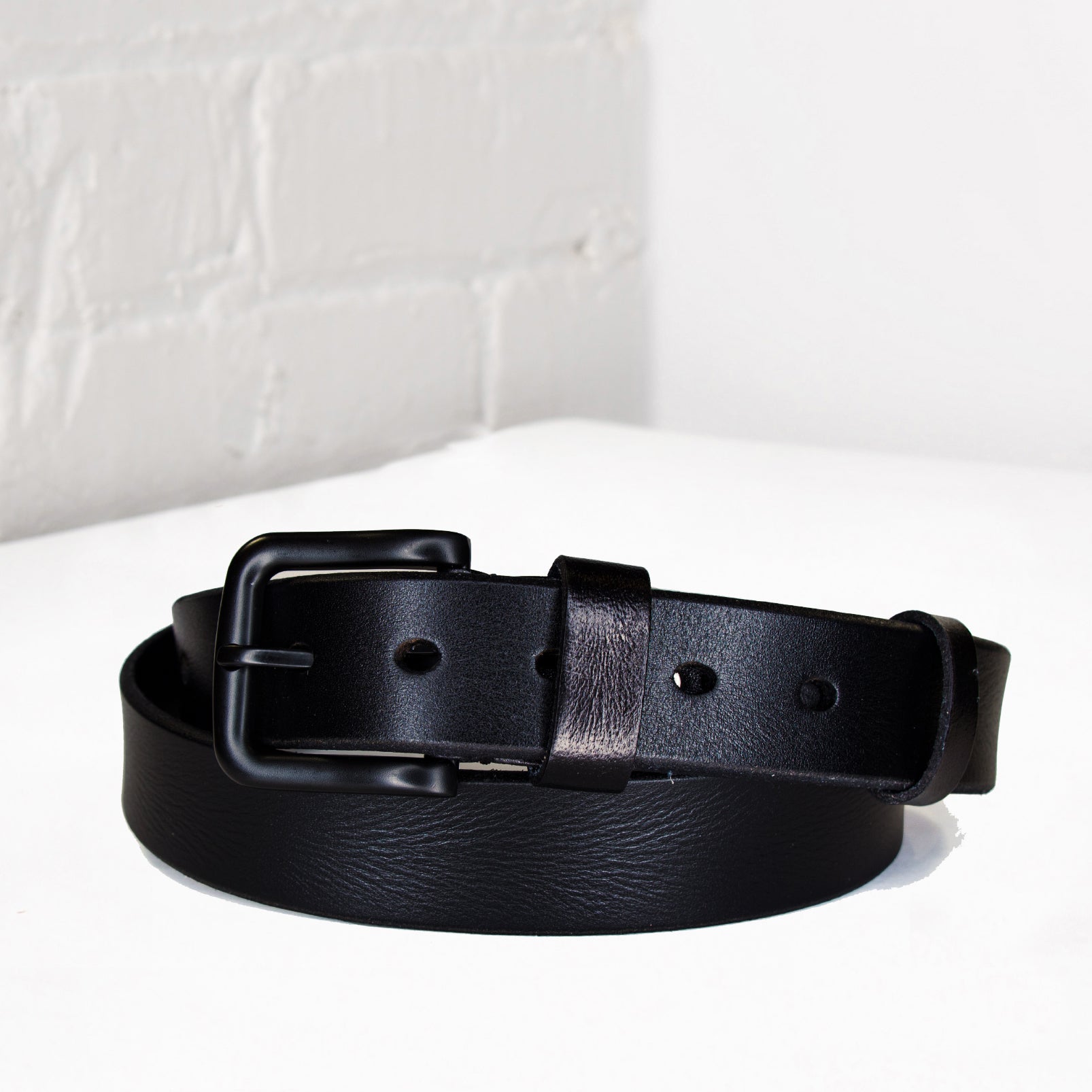 'Novara' Italian Leather Belt - Black