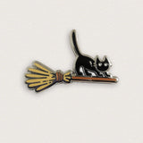 Scardey Cat Pin