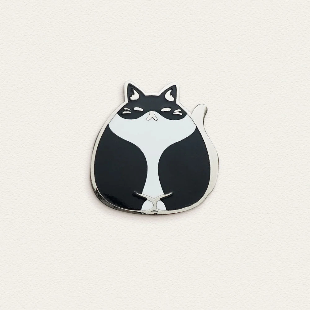 Sleepy Kitty (Tuxedo) Pin