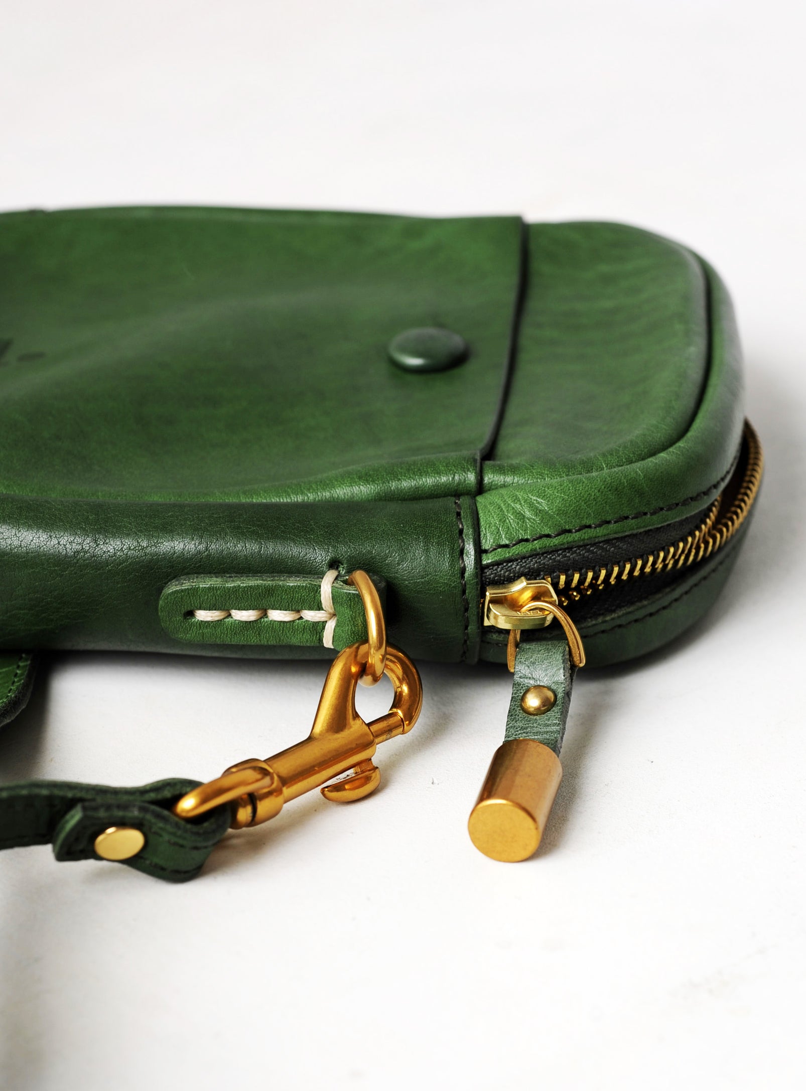 Snappi Sling Bag - Pine