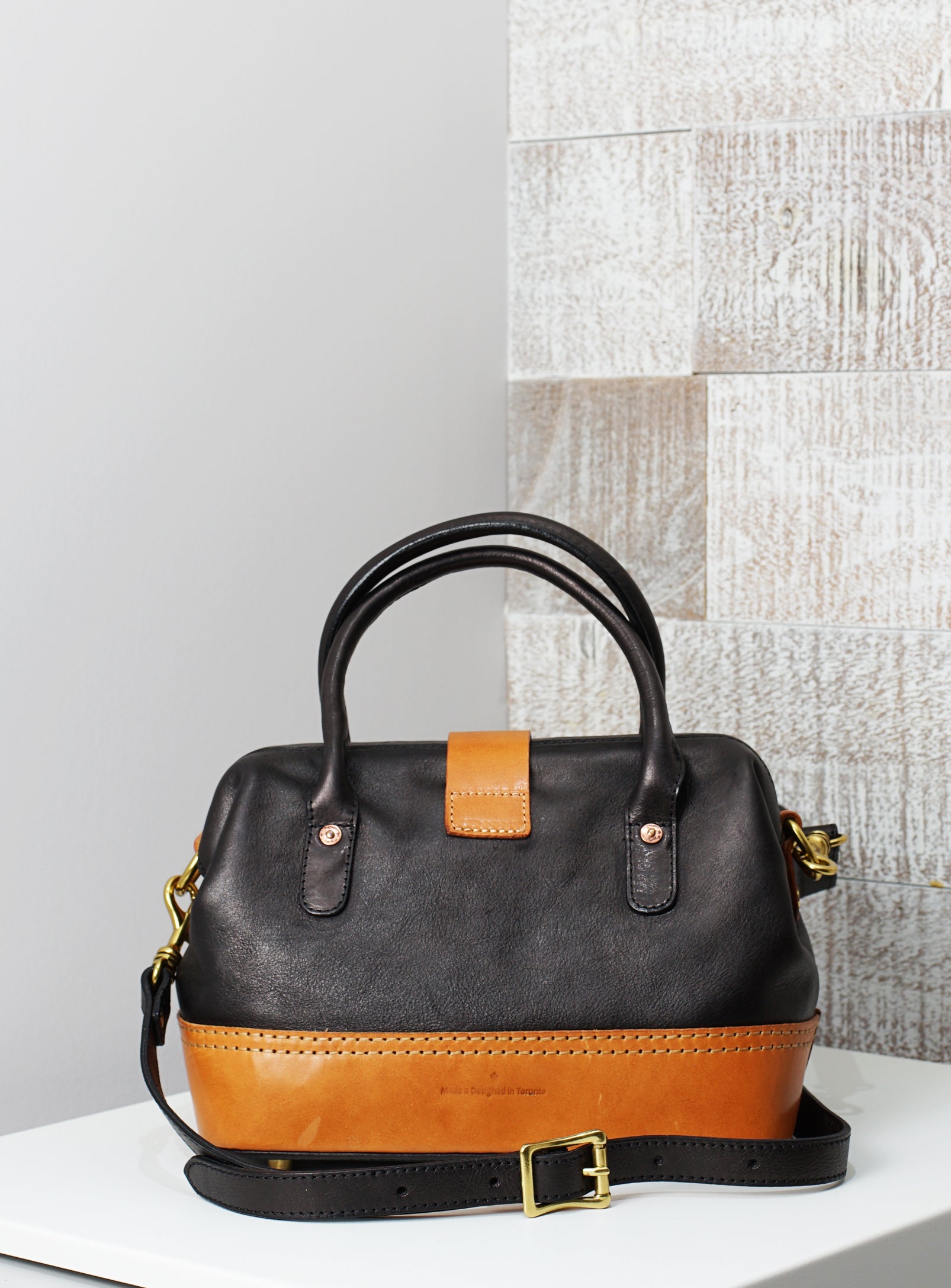 Wonder 'XL' Vintage Top-handle Satchel - Black