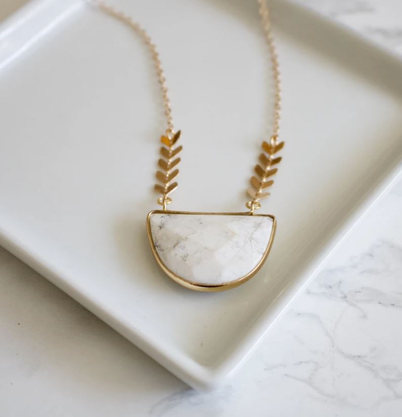 Harlow Howlite Necklace