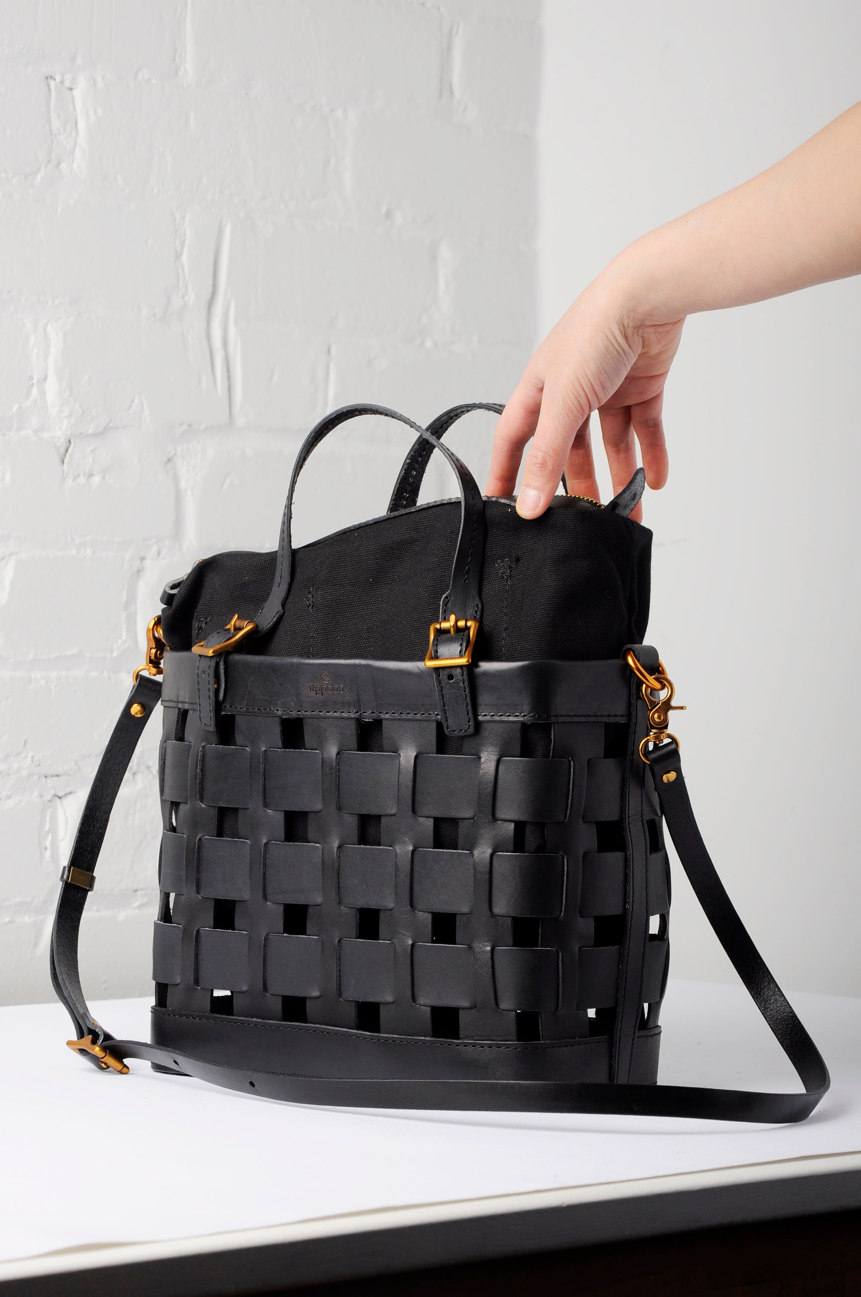 Venture Basket Tote - Black